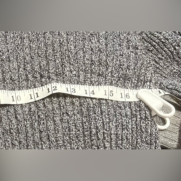 Croft & Barrow Heather Gray Turtleneck Sweater - Picture 7 of 8